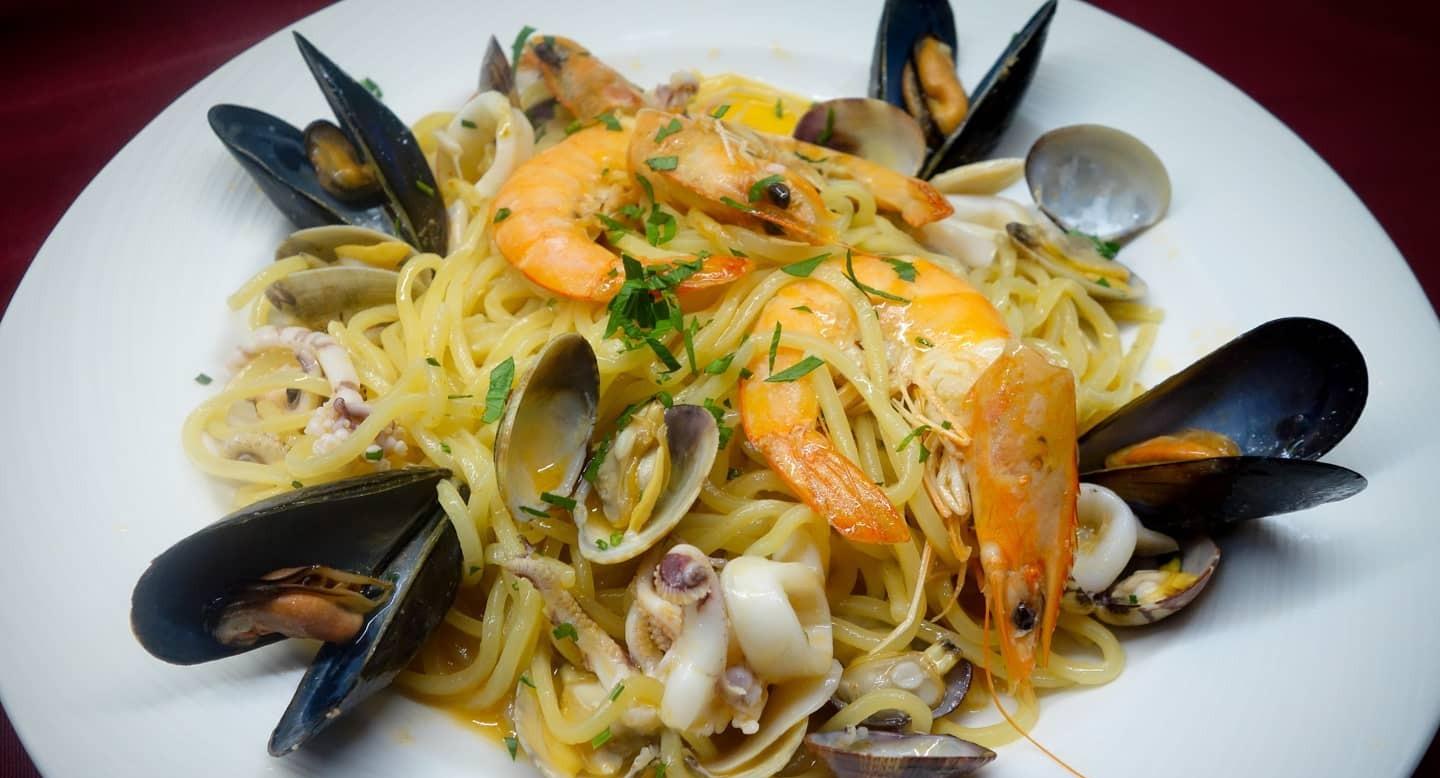 STRADAROMANA Restaurant