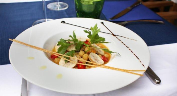 Mo Mo Kitchen & Bar photo 4