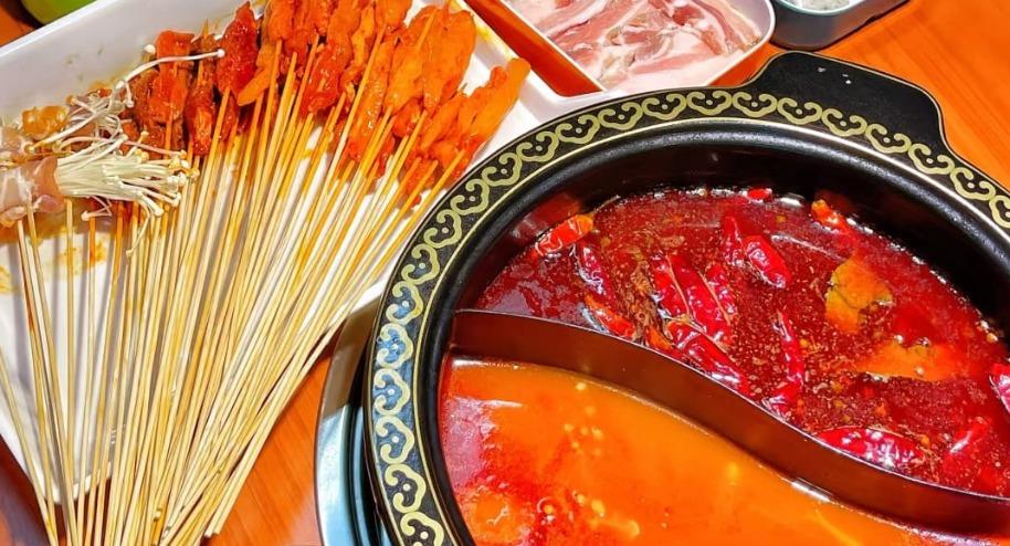 Liu Po Chuan Chuan Xiang Huo Guo 六婆串串香火锅 photo 4