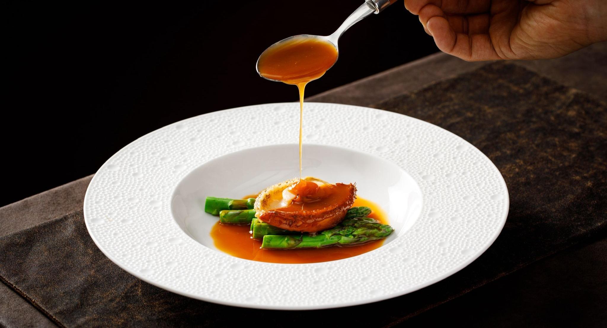 Wuliangye Dining  Singapore 五粮液大酒家 photo 2