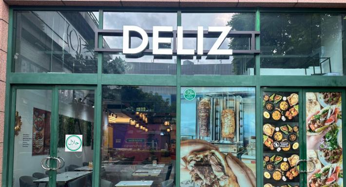 Deliz Street photo 3