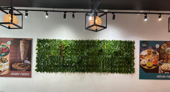 Deliz Street photo 5