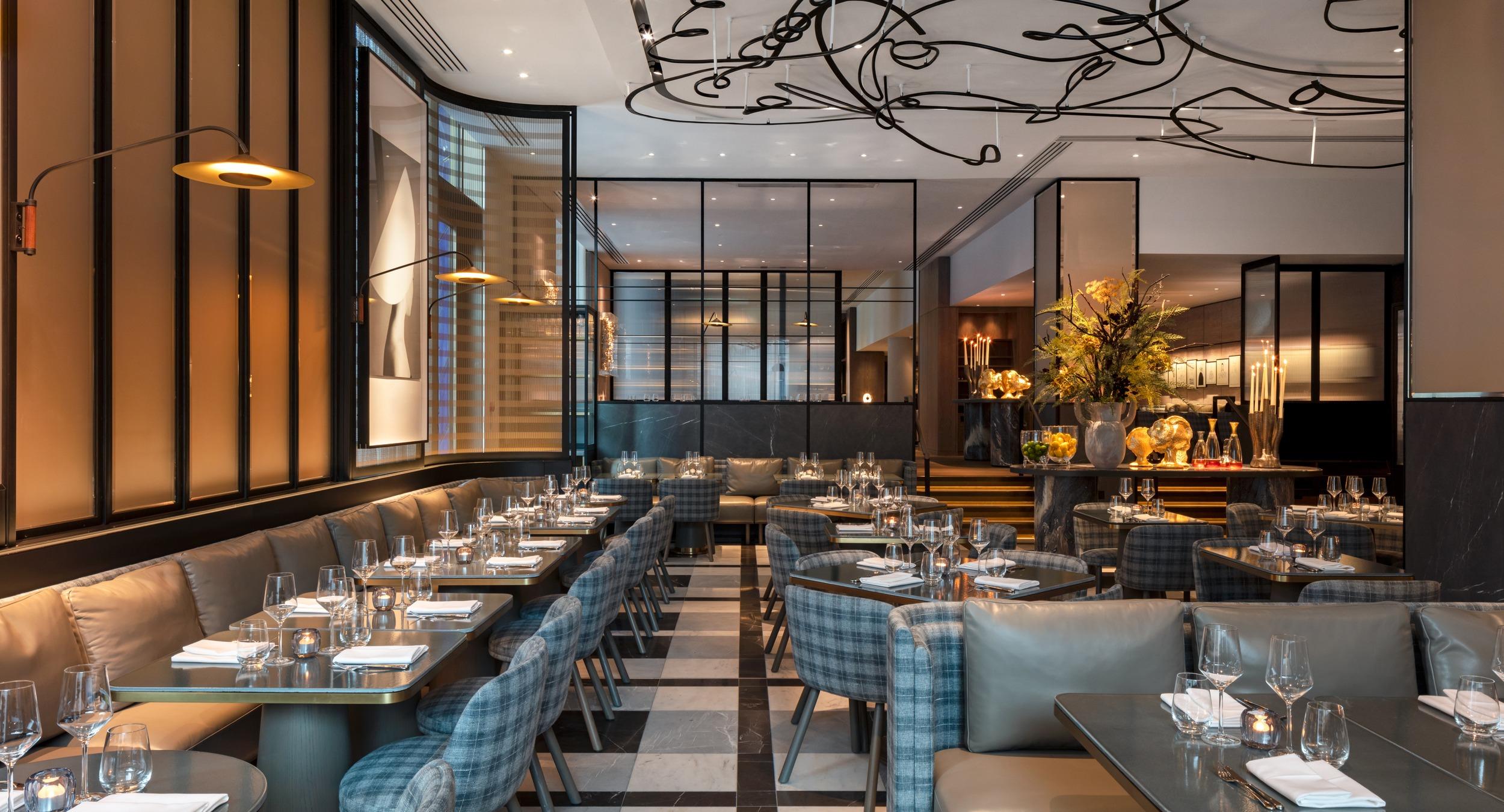 Whitcombs at The Londoner photo 3