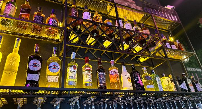 U-BAR Singapore photo 3