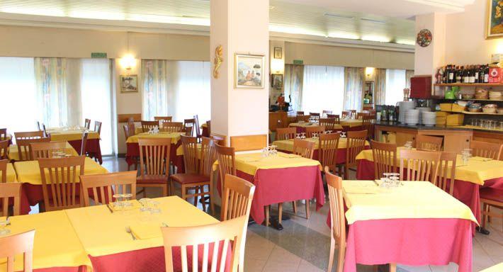 Ai tre scugnizzi photo 2