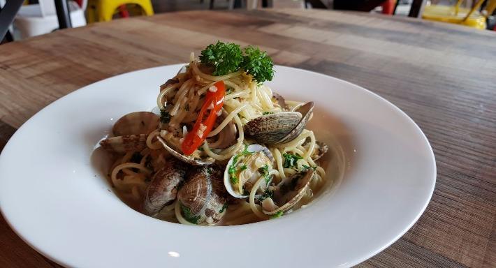 Bodacious Bar & Bistro photo 5