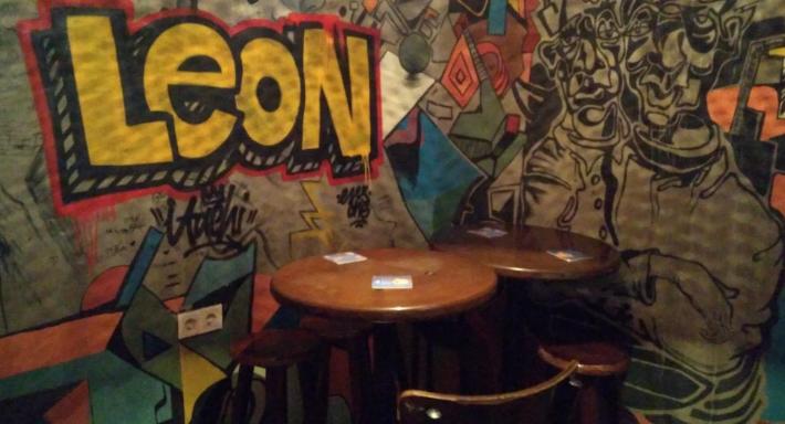 Leon Pub Moda photo 3