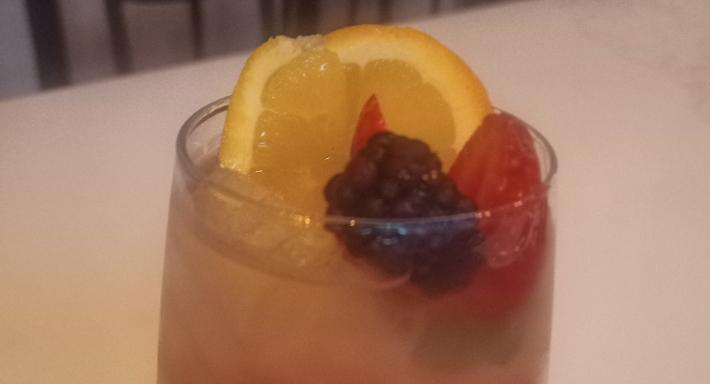 Pezzetinos Pizza & Bar photo 4