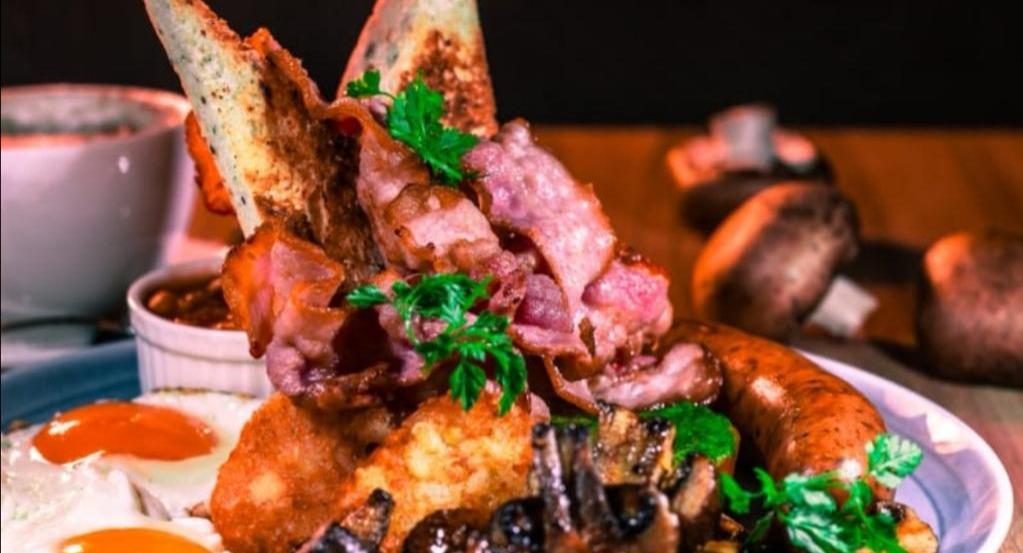 Lazy Lizard - Flora Vista photo 3