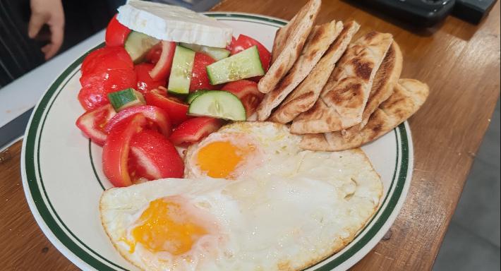 Diony & Adam photo 3