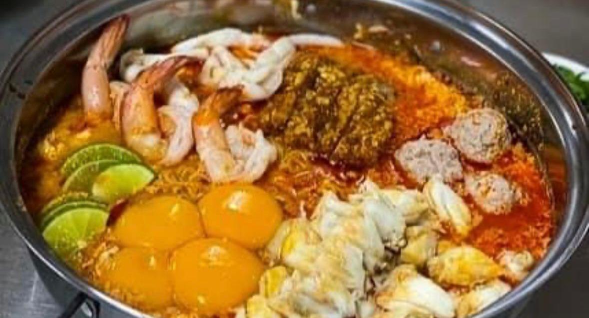 Le Thai Mookata photo 3