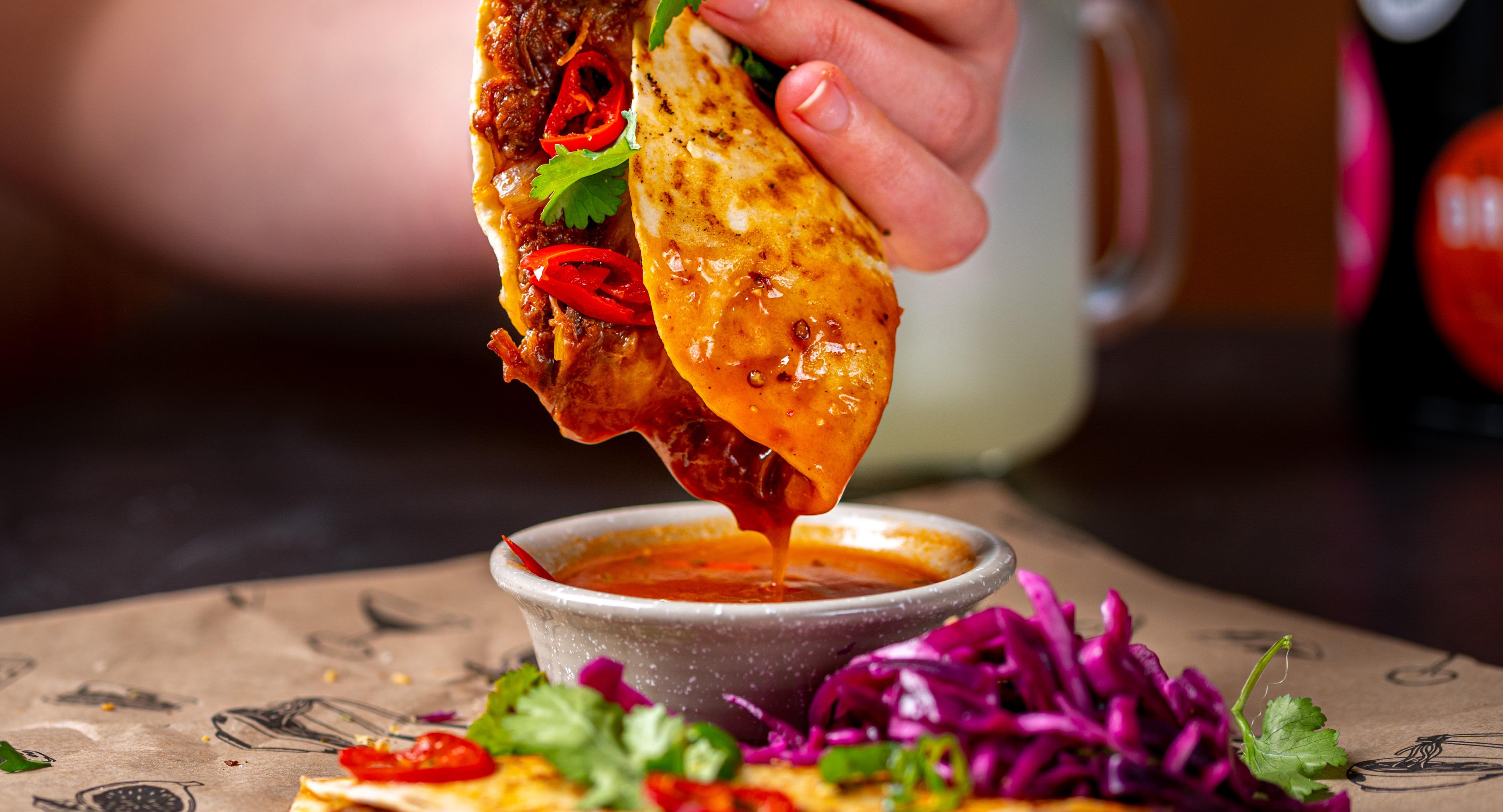 Giraffe - Bath photo 5