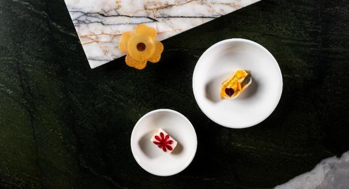 142 Restaurant photo 2