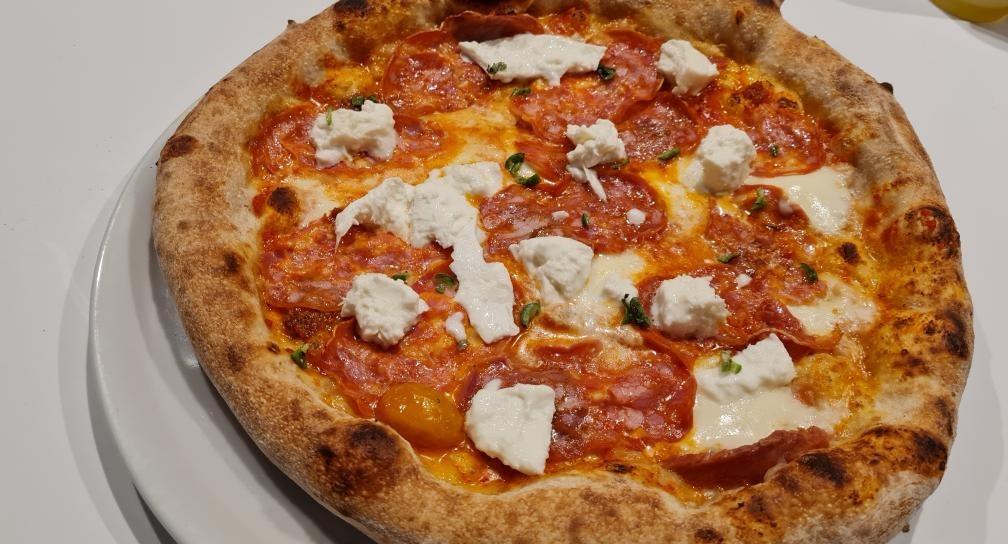 A pizza House photo 3