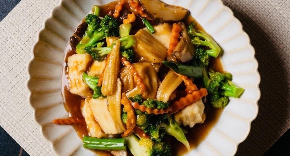 Satang Waymouth photo 5