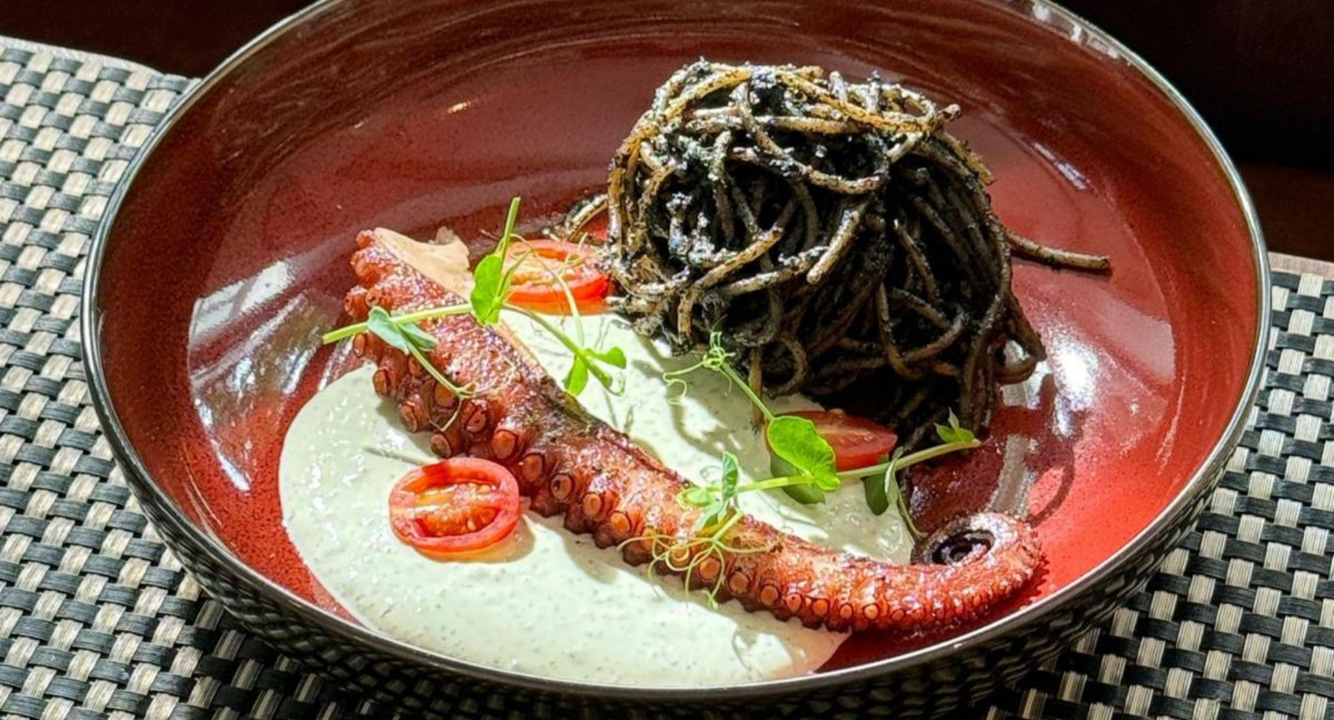 Baba Chews Bar & Eatery photo 2