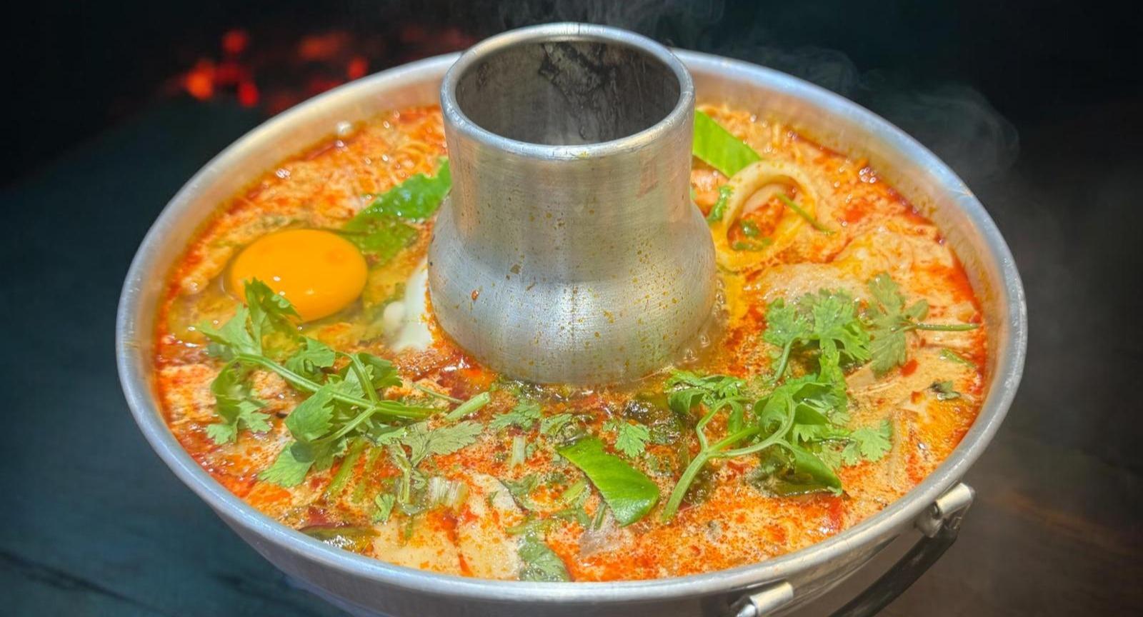 Huaikhwang Chicken Broth Noodle photo 3