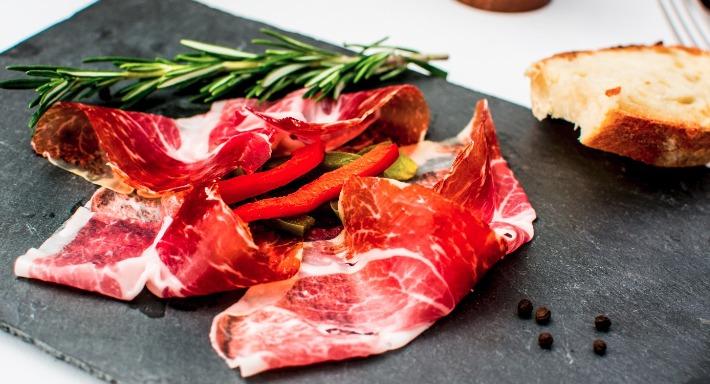 Restaurant Madrid photo 3