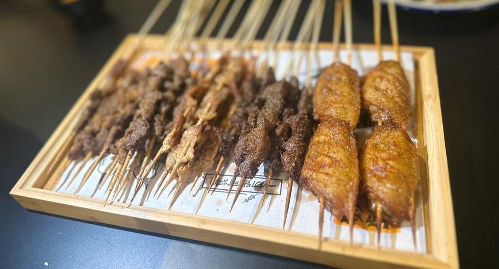 Thirteen BBQ Bar 十三烤吧