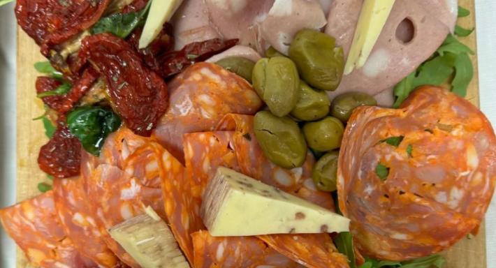 I Cumpari bistrot pizza e pizzoli photo 2