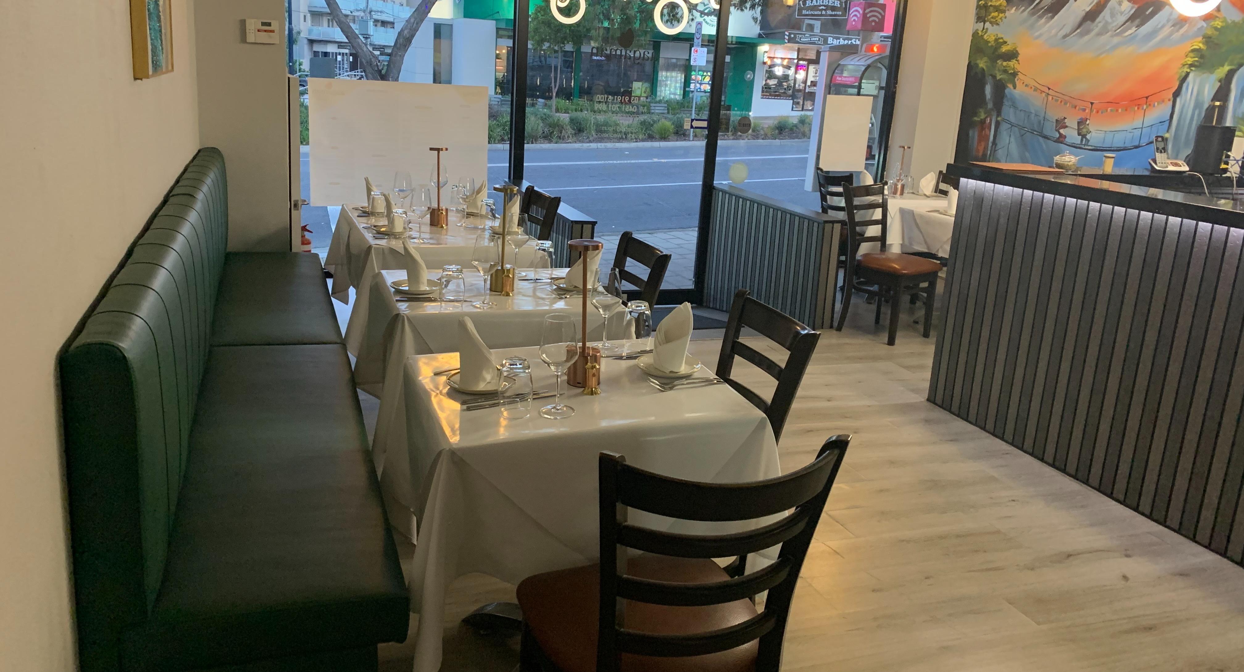 Aagaman Indian Nepalese Restaurant - Rosanna photo 5