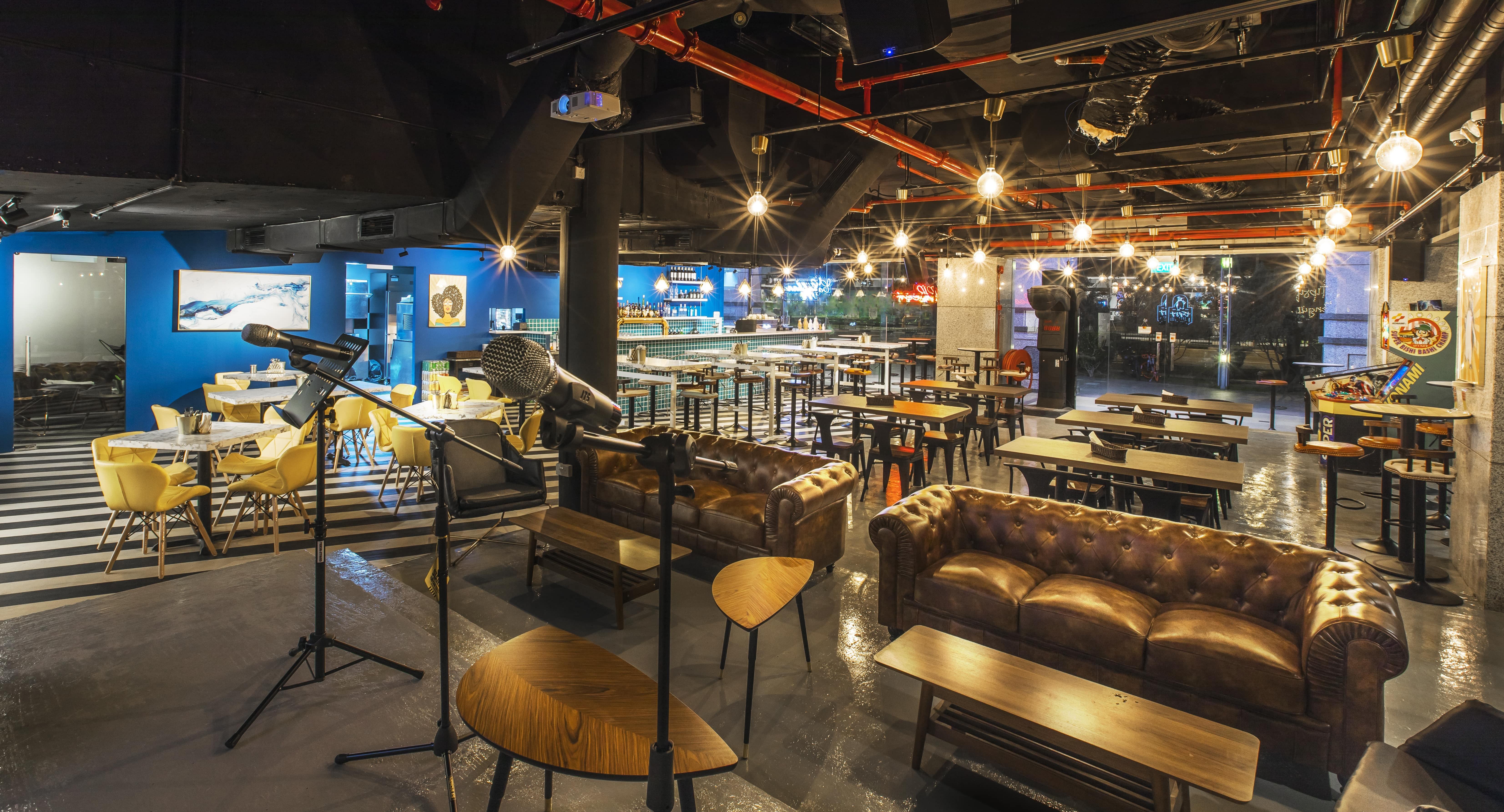 Tipsy Penguin photo 4