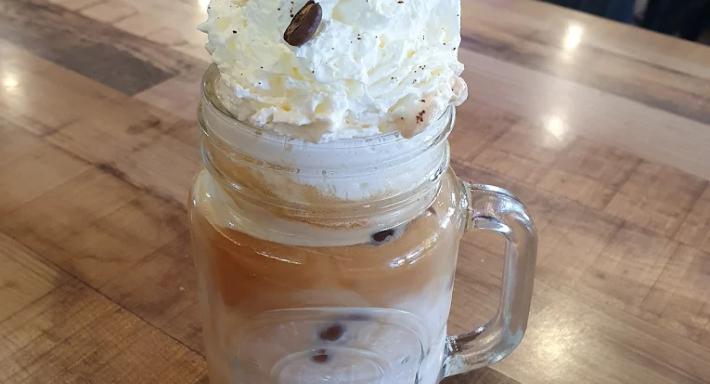 Degani Craigieburn Restaurant Woodoven Pizza photo 3