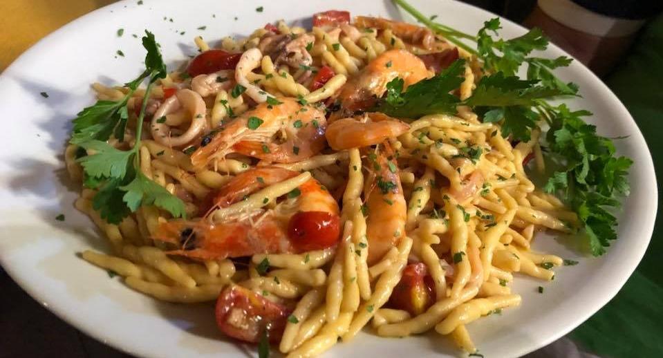 Piccadilly Pub photo 2