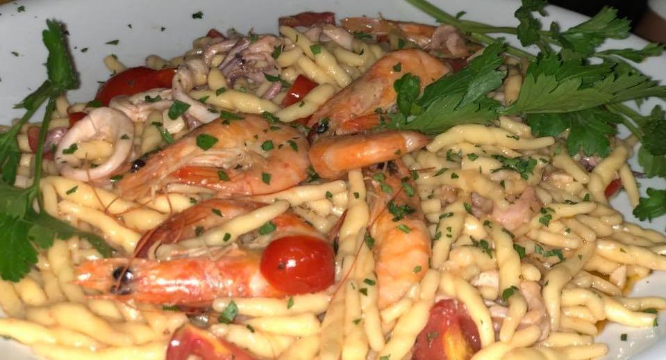 Piccadilly Pub photo 4