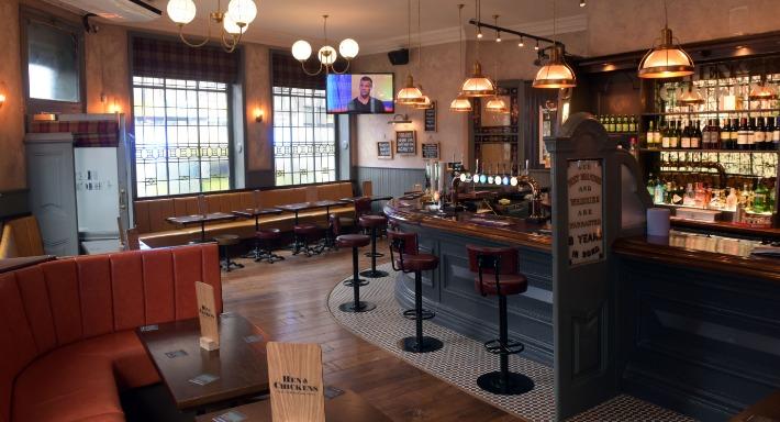 Hen & Chickens photo 3