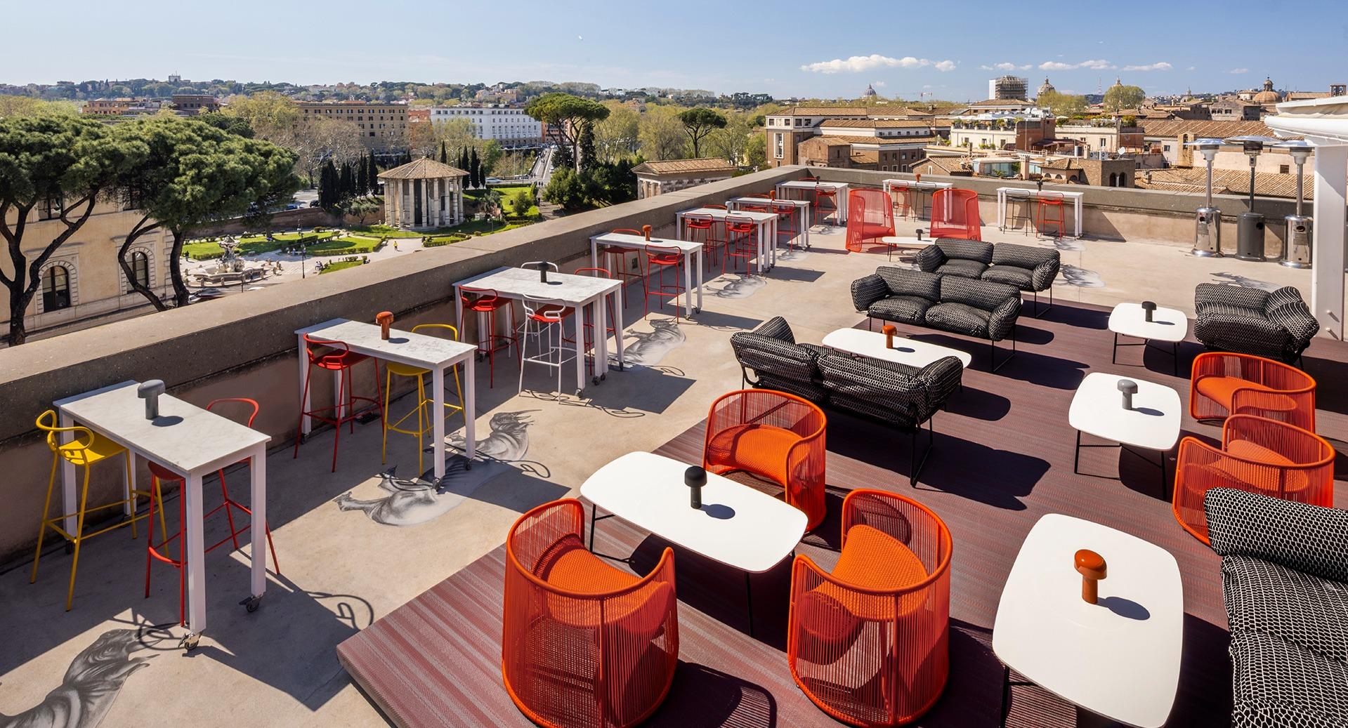 Rhinoceros Cocktail Bar