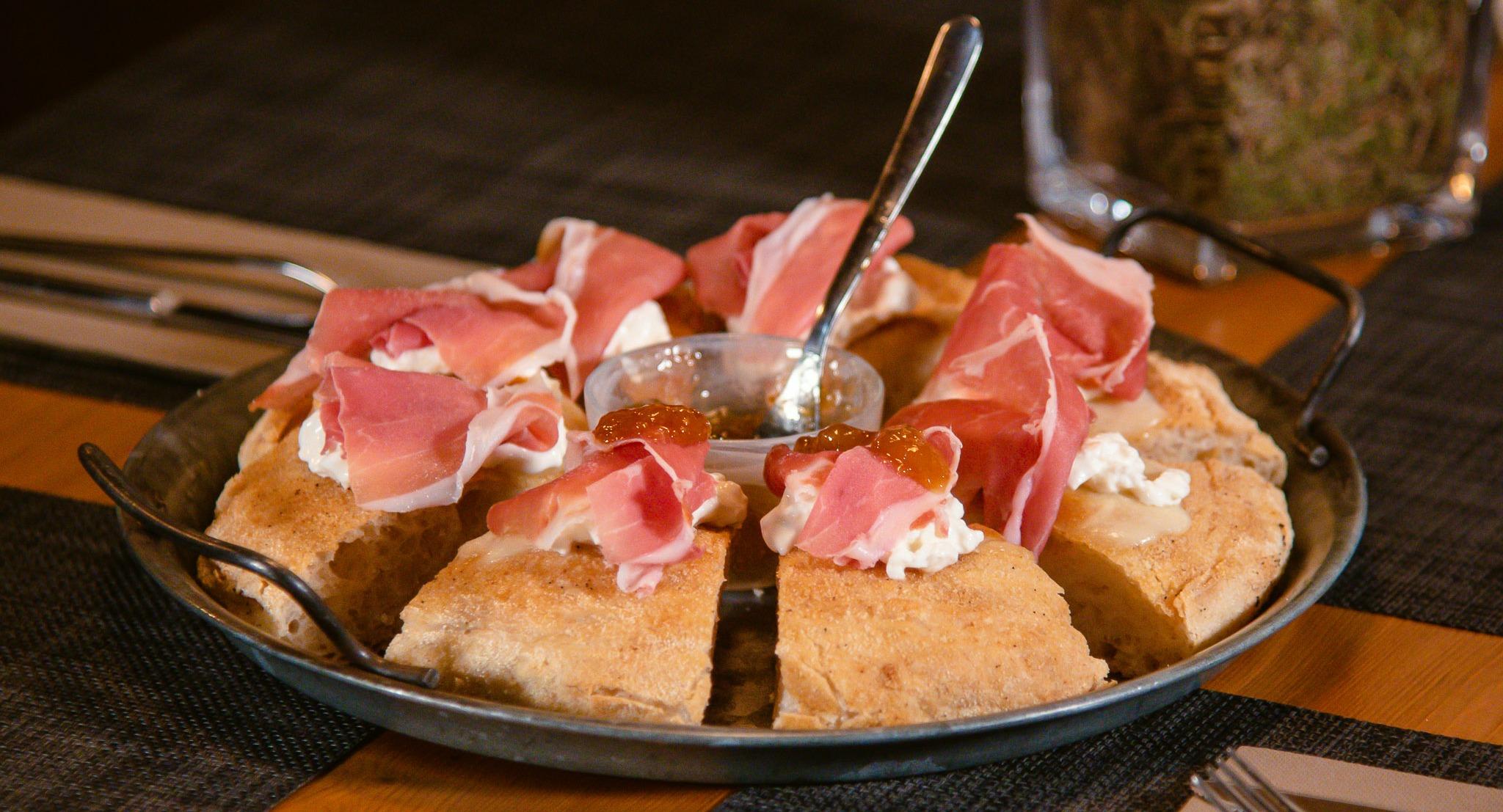 L'Officina Drink Bar & Restaurant in Via S.Faustino photo 4