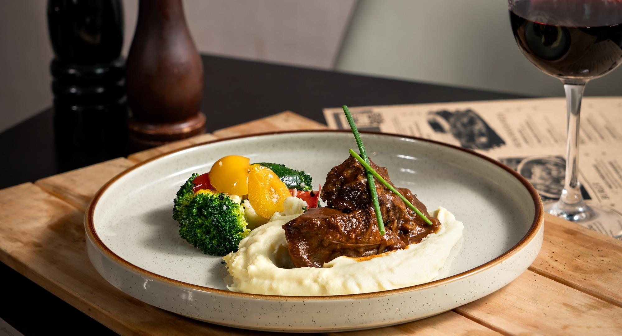 CALI, Park Avenue Rochester photo 2