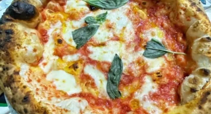 Pizzeria Vincenzo Capuano Bari photo 4