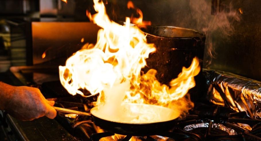 Mano's Italian Restaurant photo 3