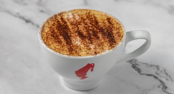 Sips and Stories photo 4