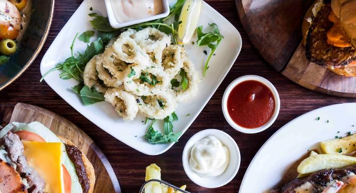 Saints Bar and Dine photo 4