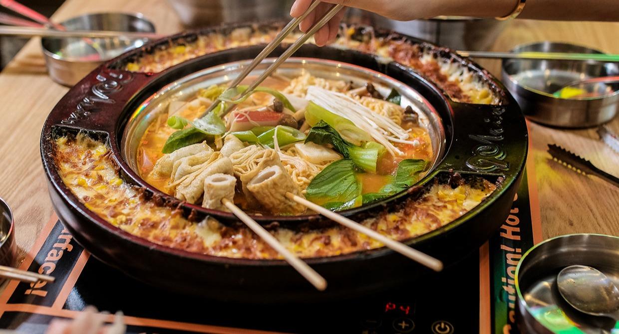 90 Minutes Korean Tteobokki Hotpot Buffet Restaurant - Bras Basah