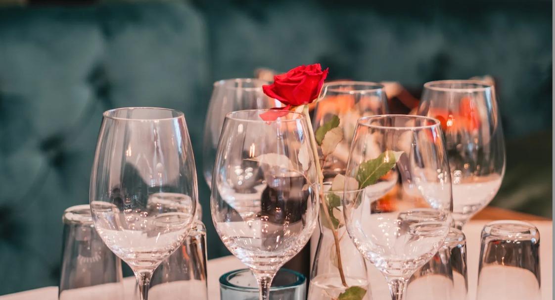 Mephisto Bar & Restaurant