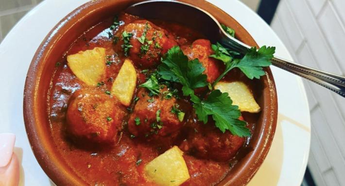 Lola Tapas & Wine photo 2