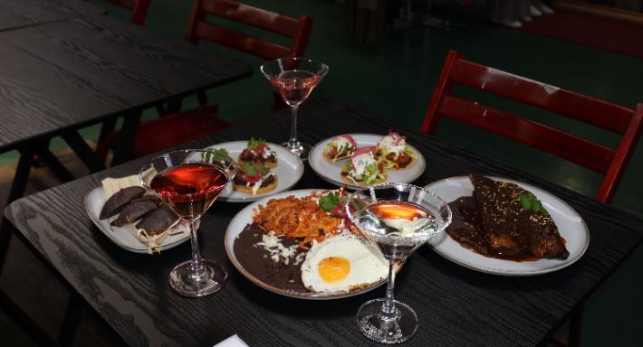 Three Compadres Tacos & Grill photo 4