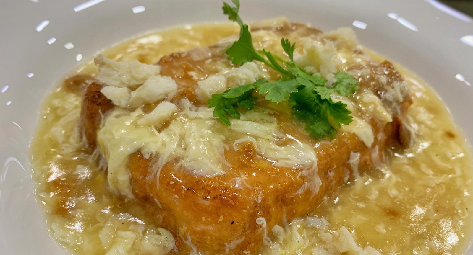 Queen of Wok Fish Head Steamboat Restaurant