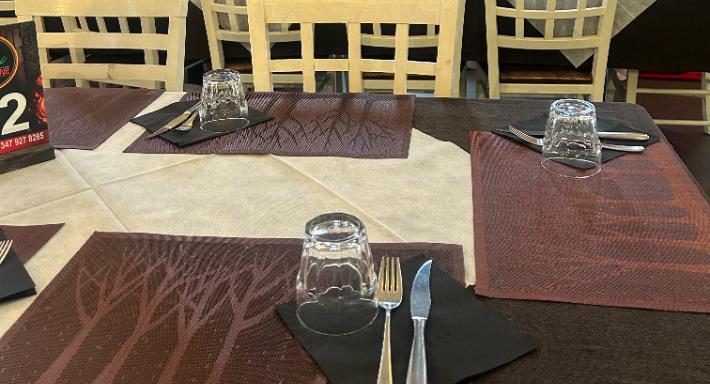 TWO IN ONE La passeggiata photo 3