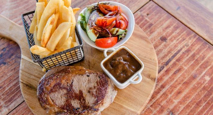 Sandy's Bar + Grill photo 2