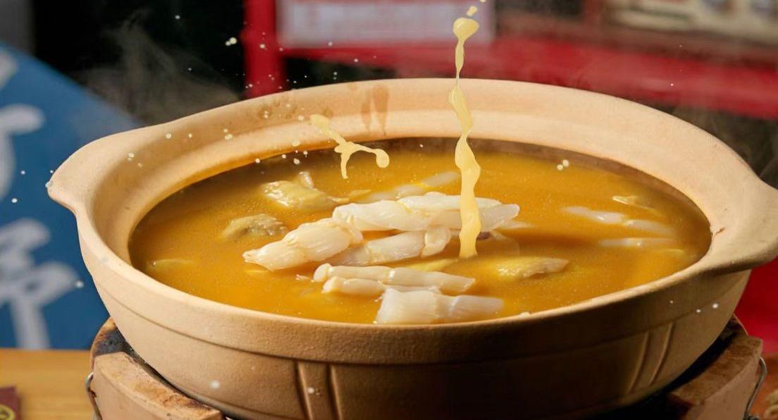 HK Charcoal Claypot 鲜入围煮 photo 2