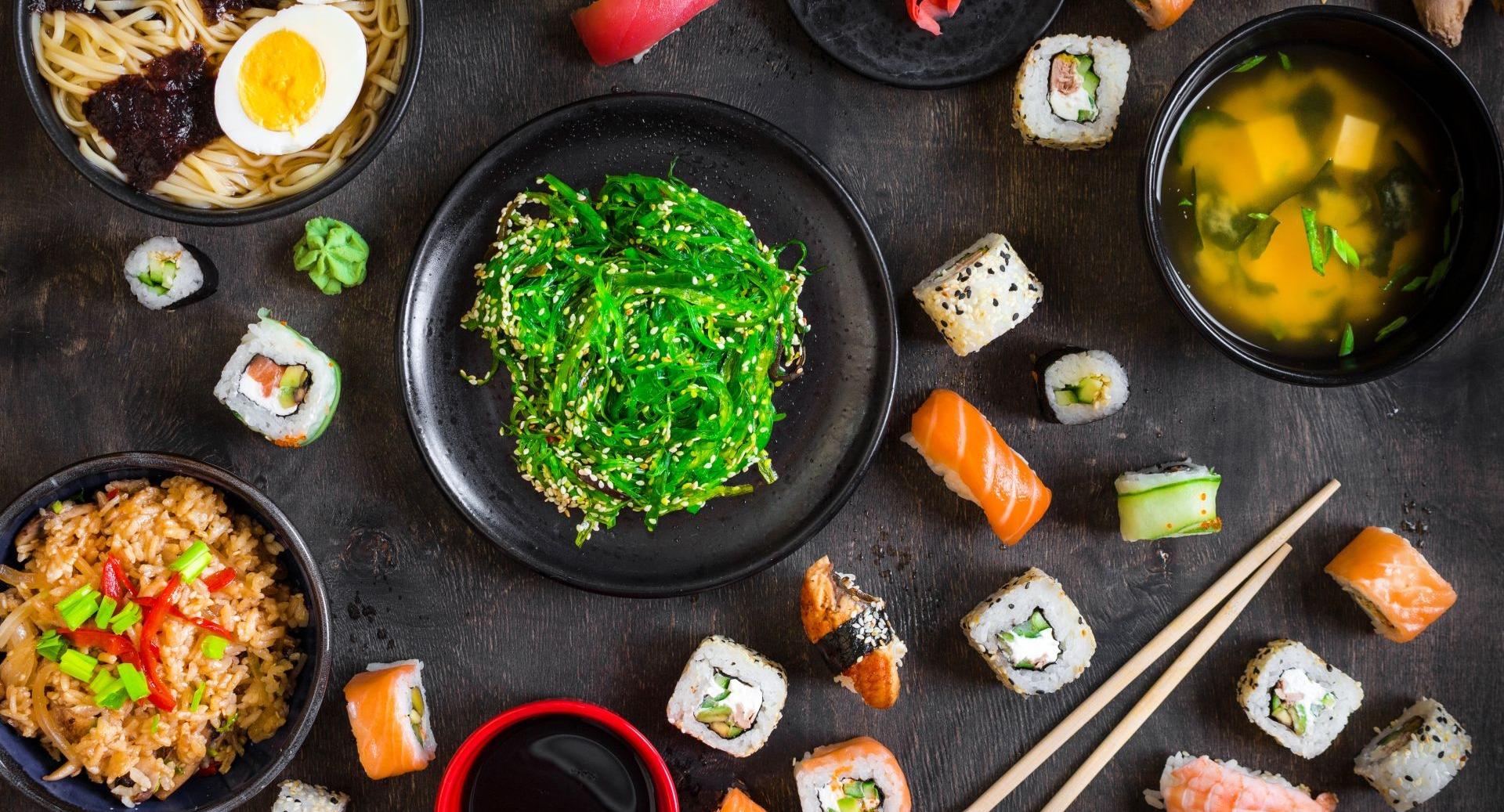 Donburi Sushis-Bowls-Rolls photo 2