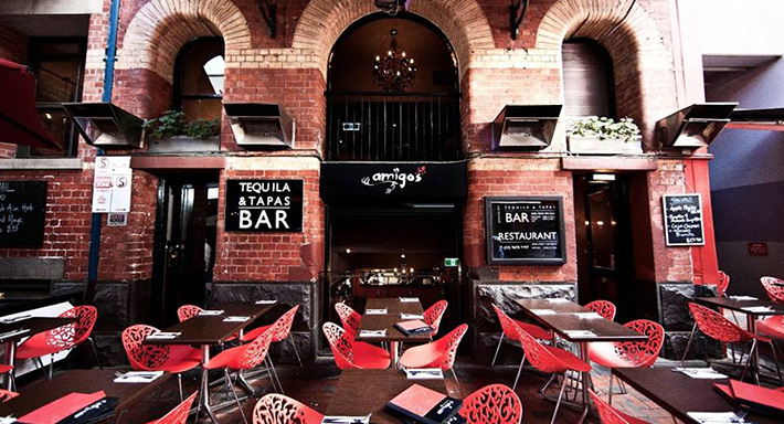 Amigos y Familia Hardware Lane photo 5