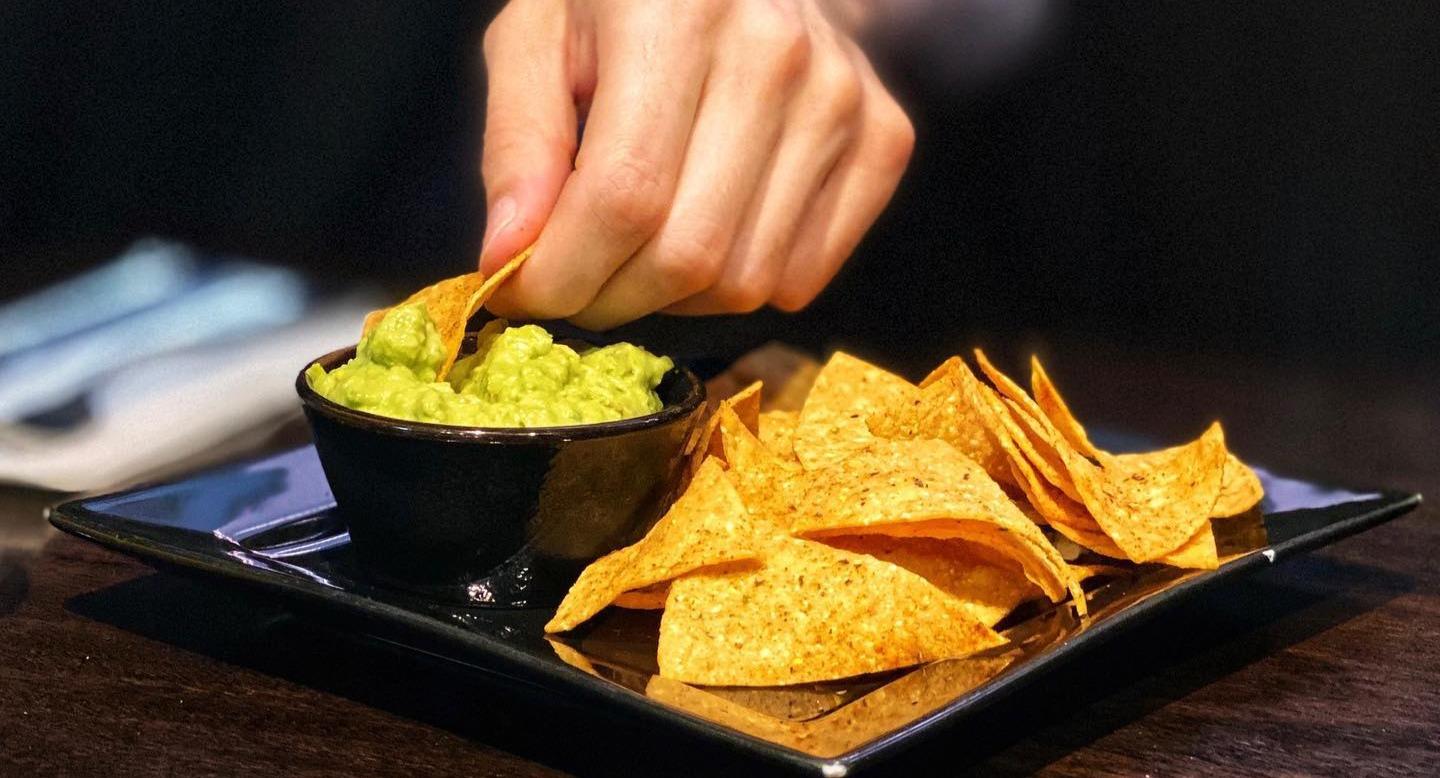 Amigos y Familia Hardware Lane photo 4