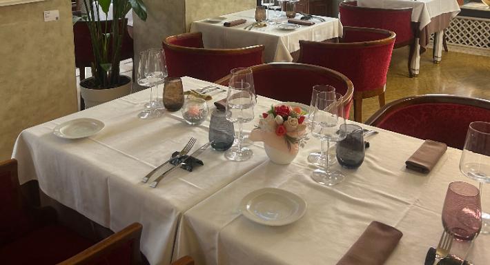 Salotto Vittoria photo 3