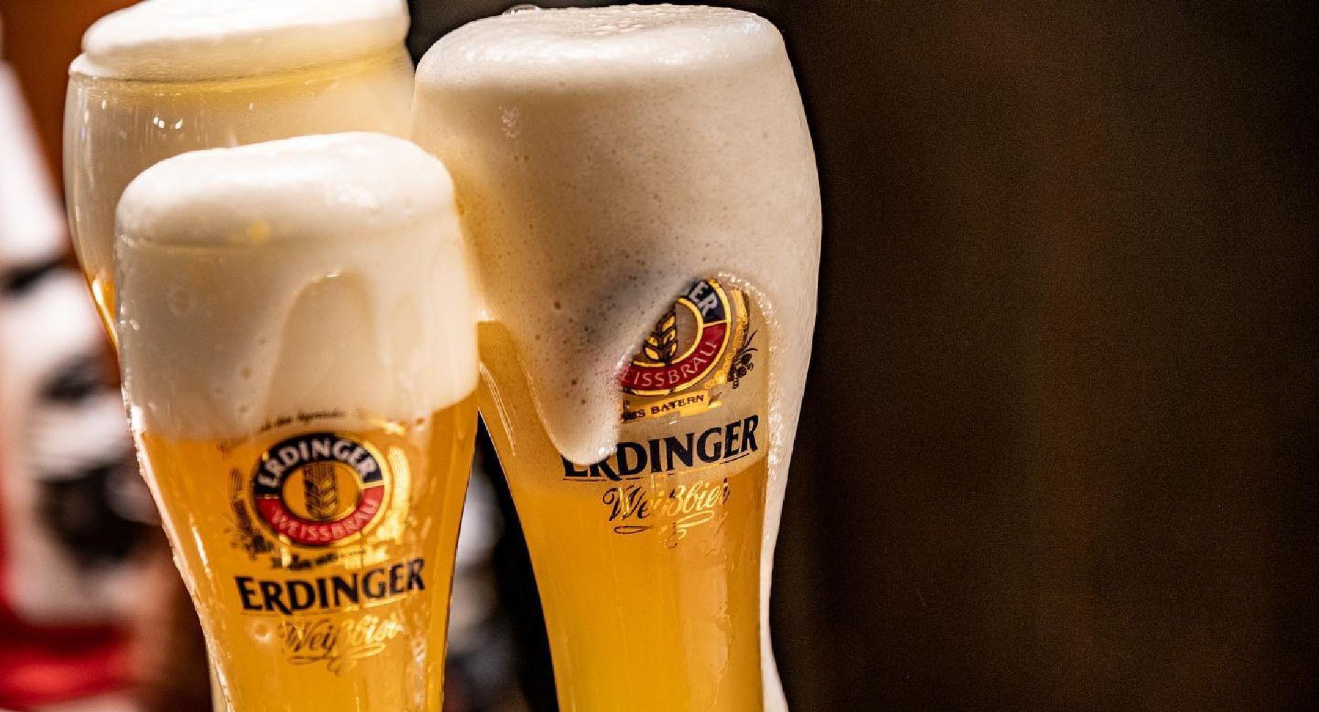 Marathon Hostel Beds & Beer photo 3